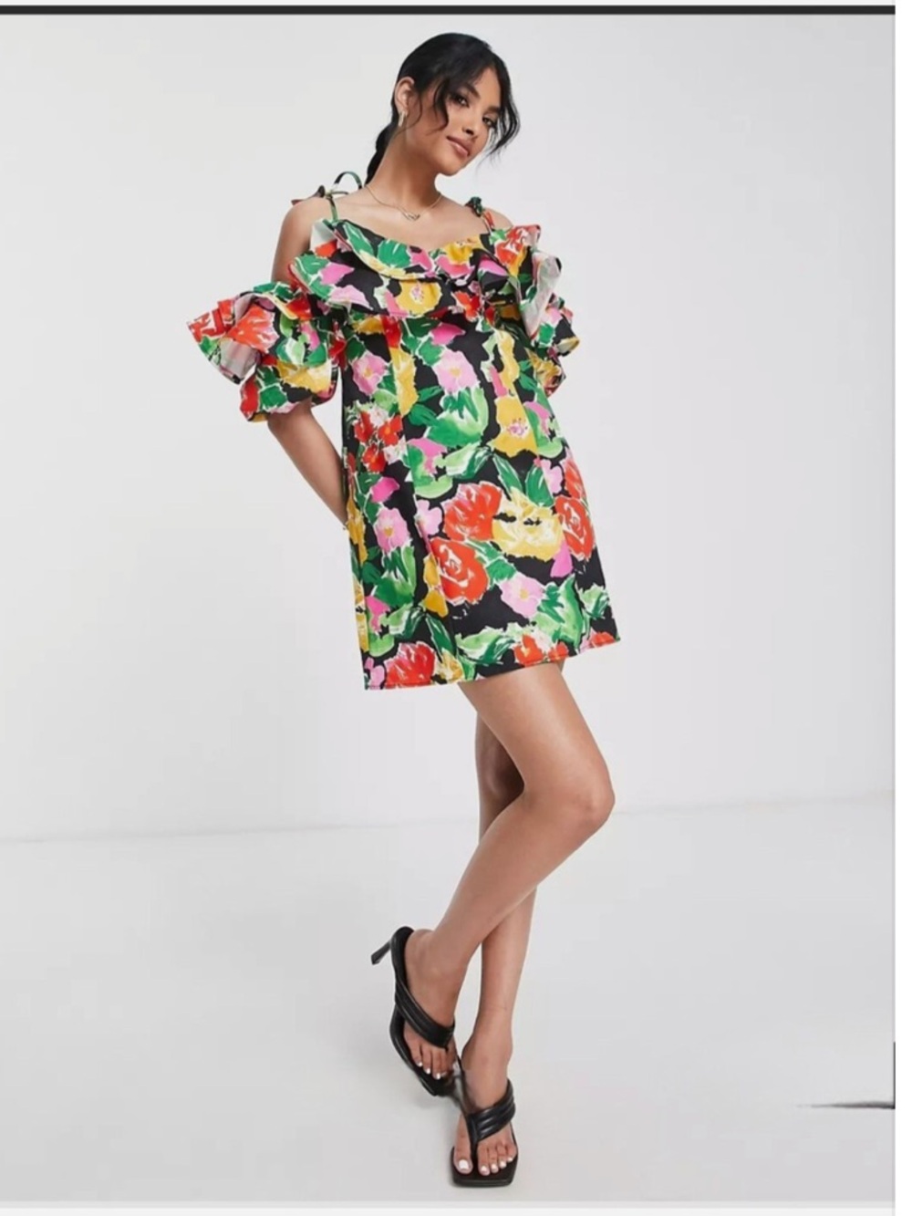 TOPSHOP Floral Ruffle Mini Bardot Dress. Size: 4. Excellent condition